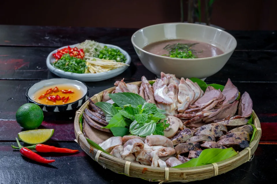 Cơm tấm sườn