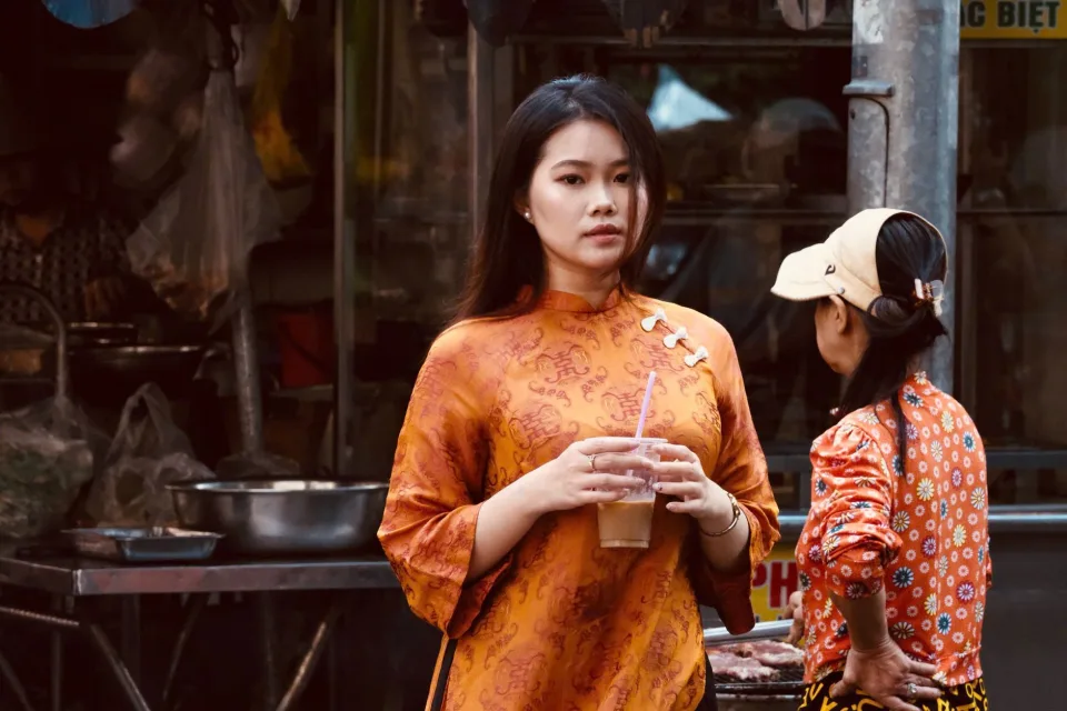 Bàn ăn tại Nguyễn Thế Xiêm